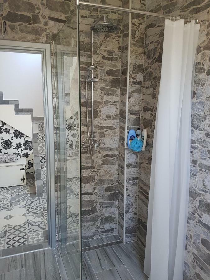 Hotel Bestie House Cattaro Esterno foto