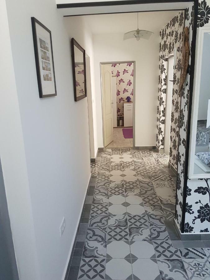 Hotel Bestie House Cattaro Esterno foto