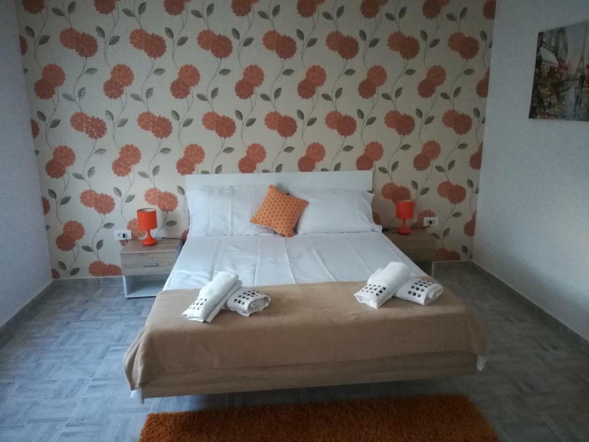 Hotel Bestie House Cattaro Esterno foto